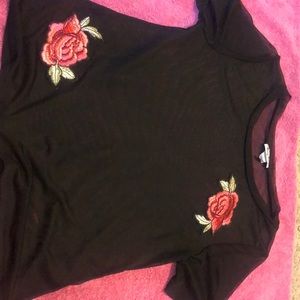 Shirt with roses